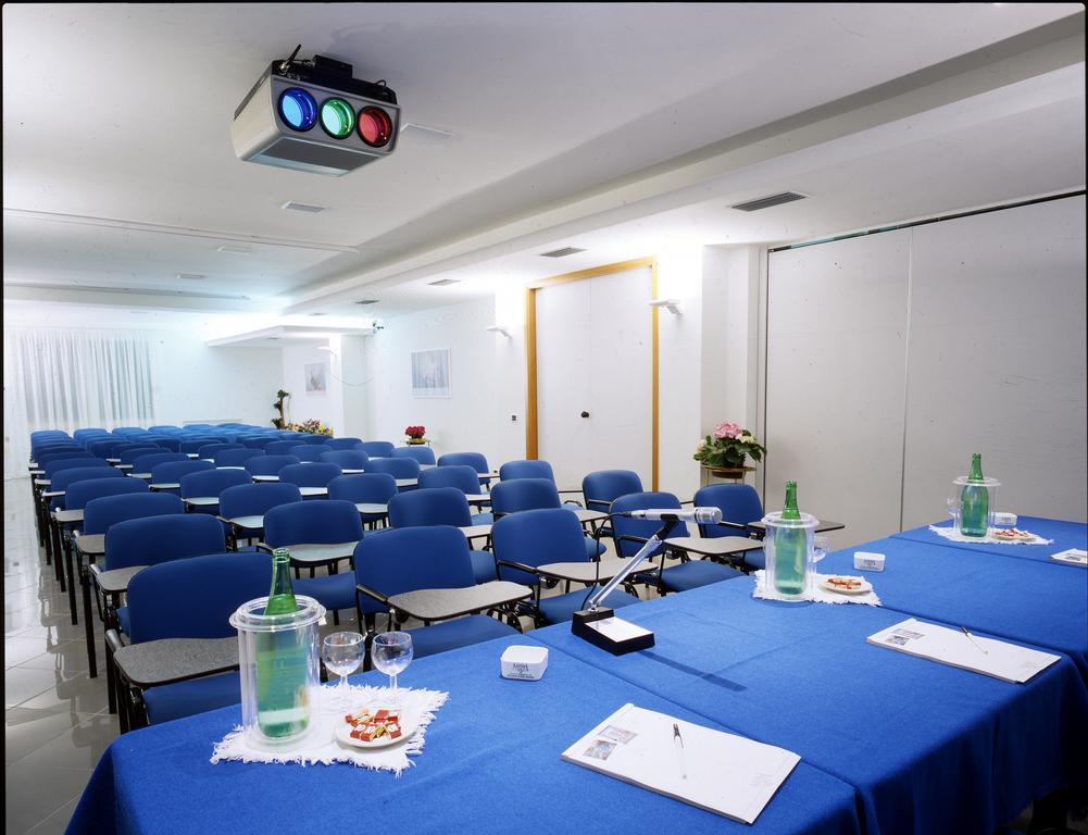 Hotel Arizona Riccione Ngoại thất bức ảnh