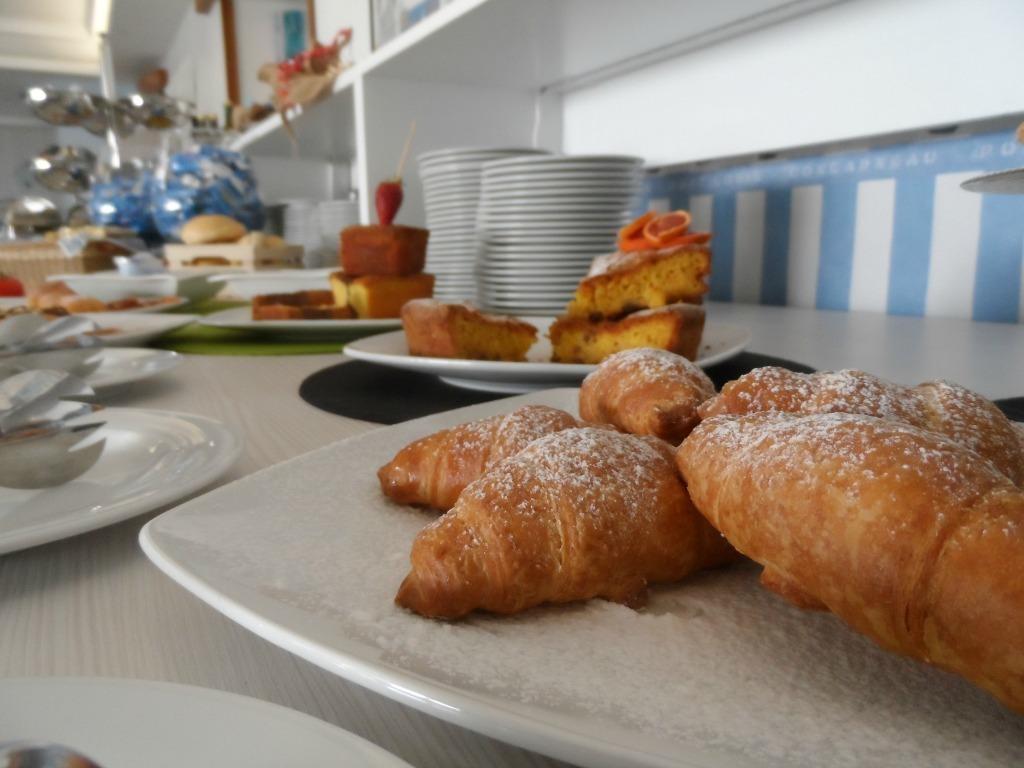 Hotel Arizona Riccione Ngoại thất bức ảnh