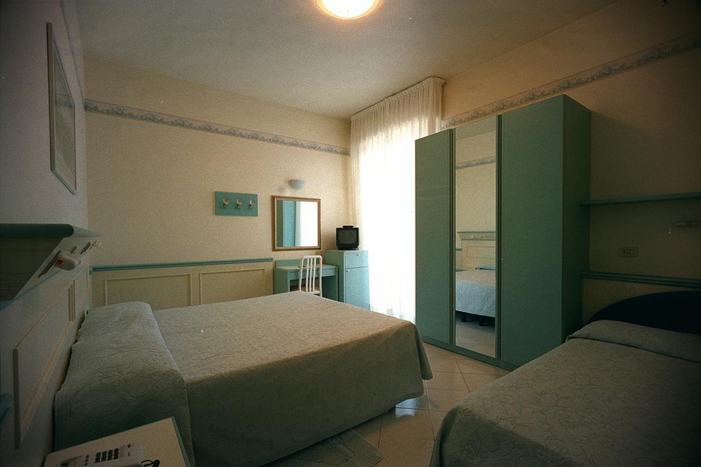 Hotel Arizona Riccione Ngoại thất bức ảnh