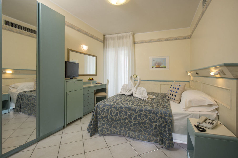 Hotel Arizona Riccione Ngoại thất bức ảnh