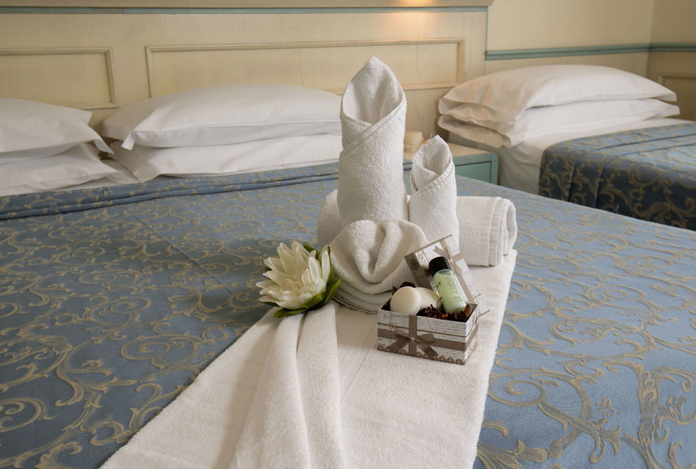 Hotel Arizona Riccione Ngoại thất bức ảnh