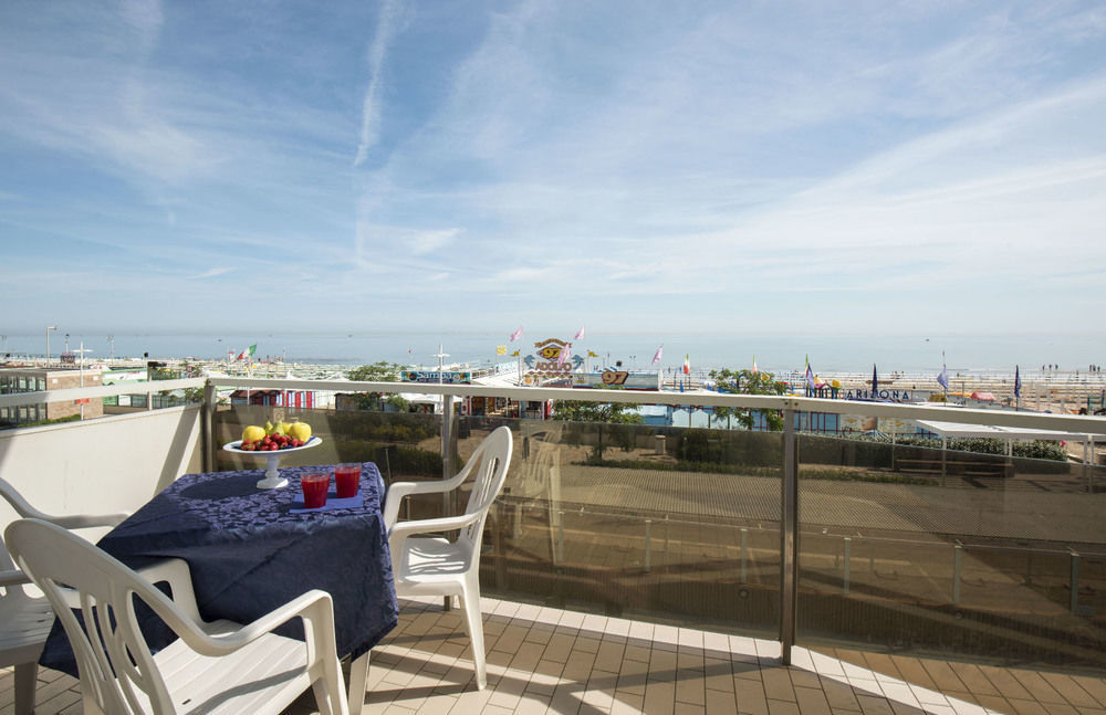 Hotel Arizona Riccione Ngoại thất bức ảnh